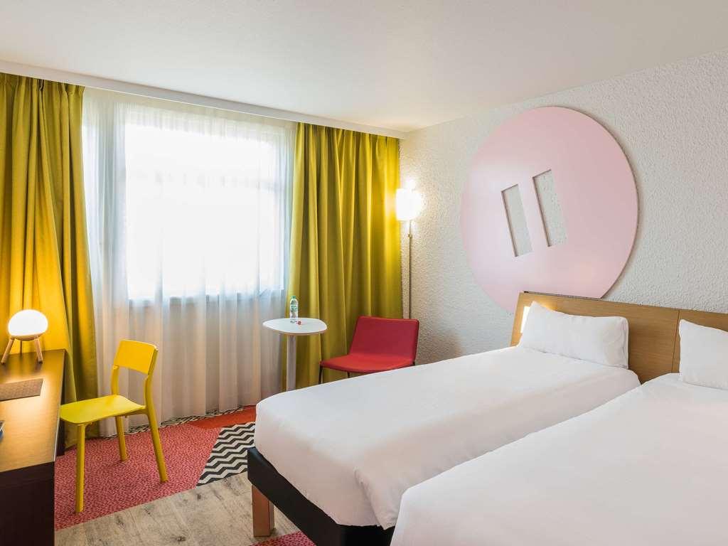 Ibis Styles Lyon Bron Eurexpo Hotel Стая снимка